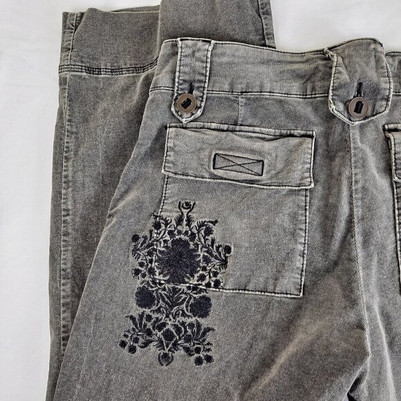 CAbi Gray Ankle Cropped Pants - Picture 8 of 12